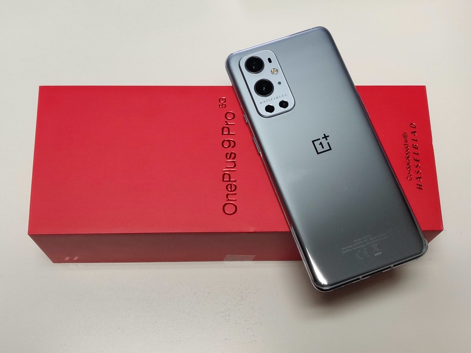 One Plus 9 Pro and OnePlus 9 Review (Ewan Spence).